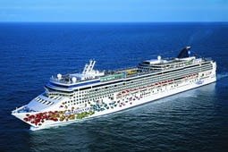 Cruises Out Of New York At The Lowest Prices Guaranteed No Booking Fees For Nyc Cruises Flexible Payment Options